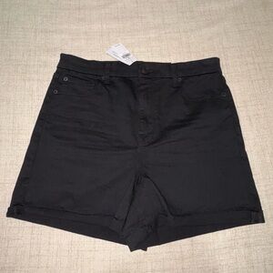 American Eagle Curvy High-Rise Shortie Black Jean Shorts NWT